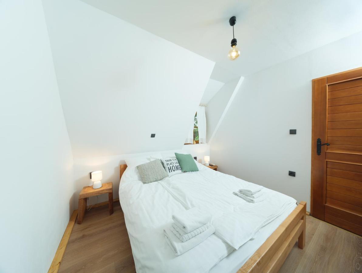 Yeti Cabin Plitvica selo Ngoại thất bức ảnh