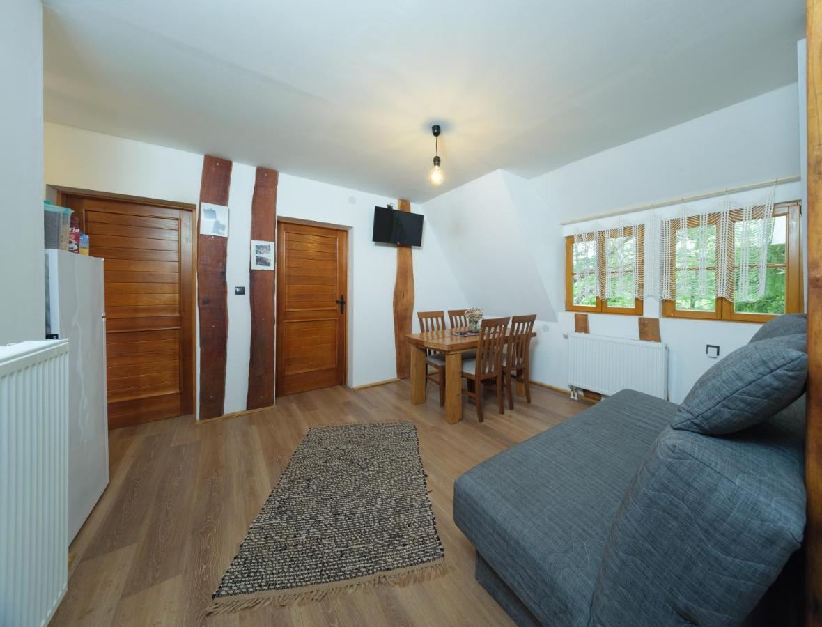 Yeti Cabin Plitvica selo Ngoại thất bức ảnh